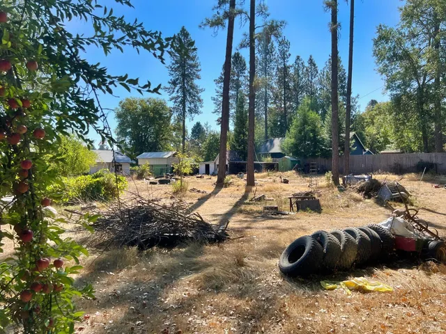 $270,000 | 44170 Lakeview Avenue, Laytonville, CA 95454