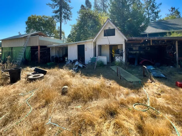 $270,000 | 44170 Lakeview Avenue, Laytonville, CA 95454