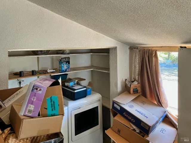 $270,000 | 44170 Lakeview Avenue, Laytonville, CA 95454