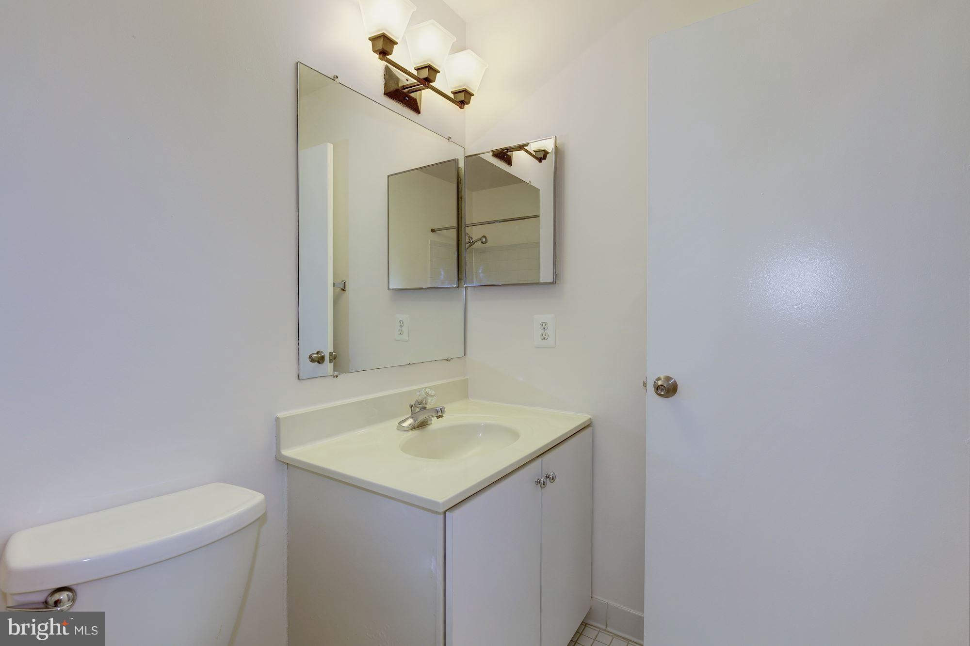 3720 Nimitz Road Kensington, MD 20895 - Photo 22 of 30 Bath