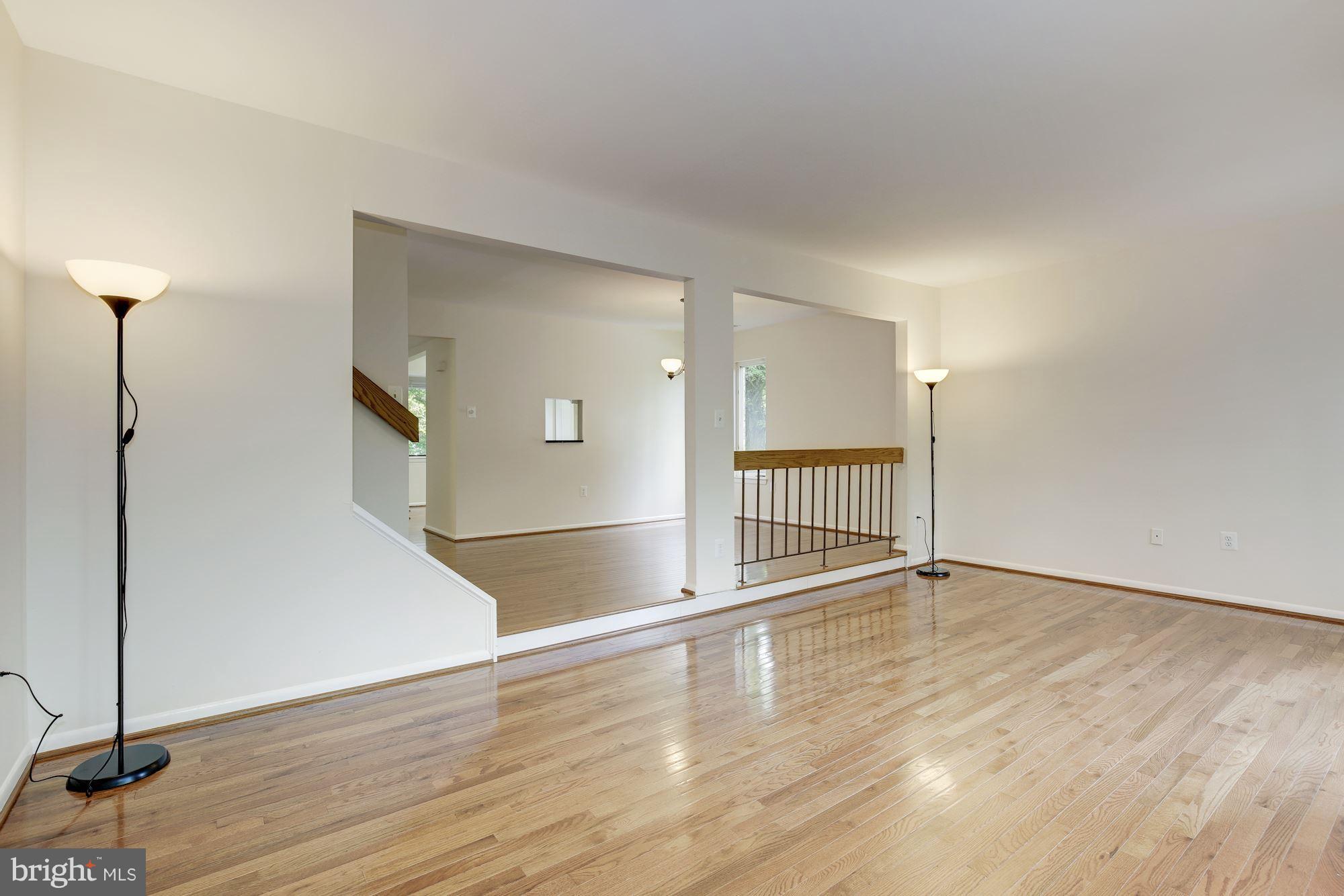 3720 Nimitz Road Kensington, MD 20895 - Photo 10 of 30 Living Room