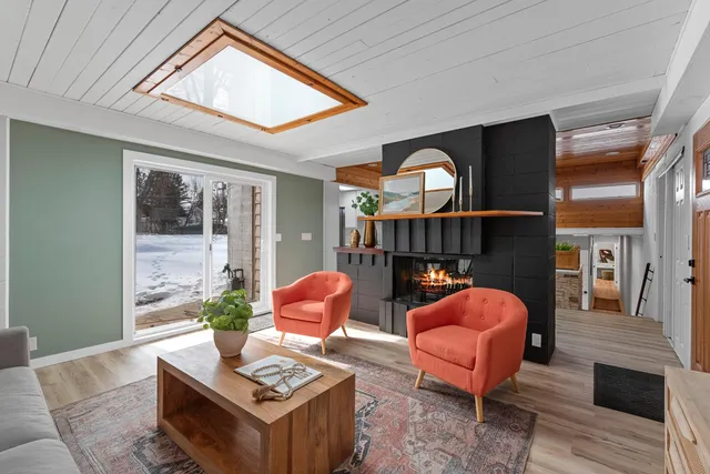 $295,000 | 4015 West Kiley Avenue, Milwaukee, WI 53209