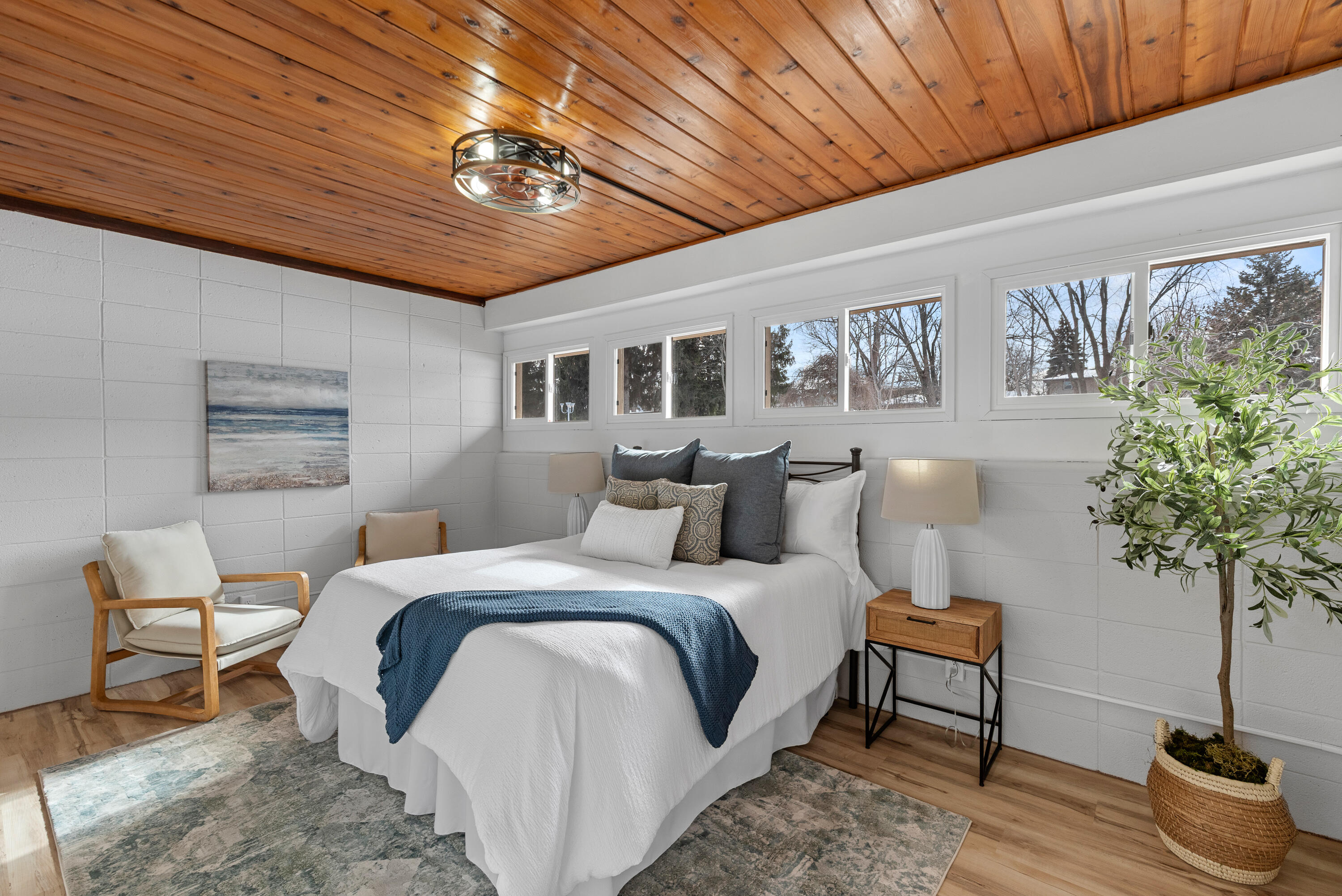 4015 West Kiley Avenue Milwaukee, WI 53209 - Photo 10 of 23 Primary Bedroom