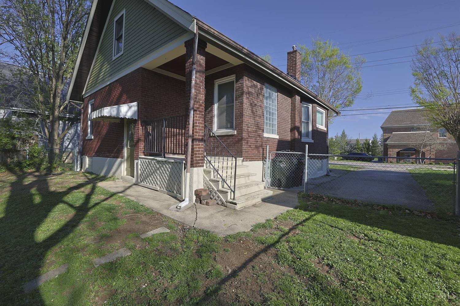 15 Bonham Road Wyoming, OH 45215 - Photo 35 of 37