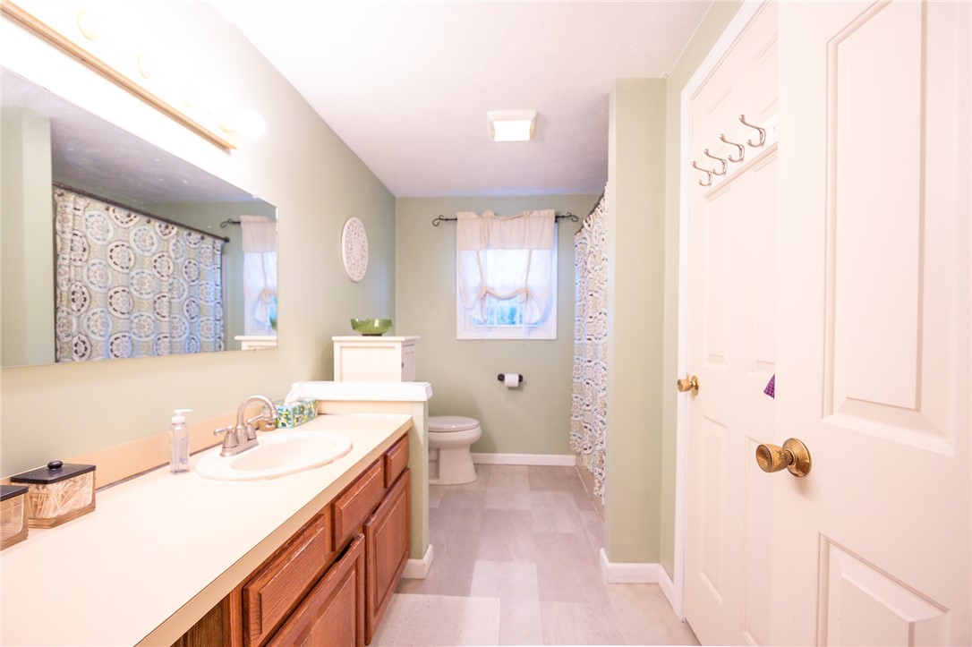 29 Scenery Lane Johnston, RI 02919 - Photo 12 of 14