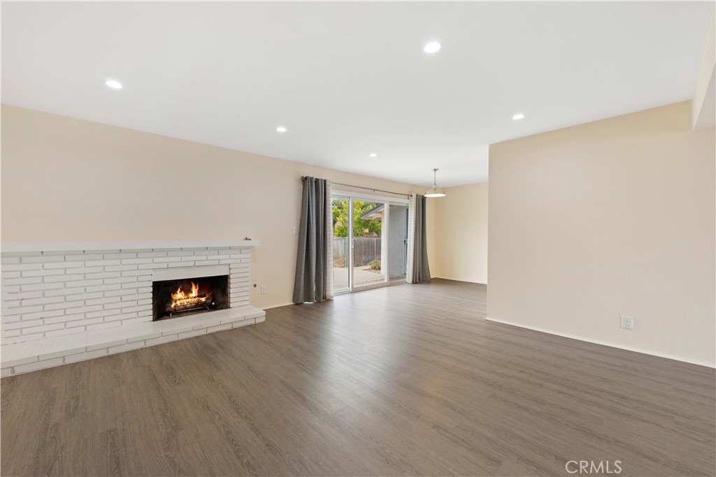4694 Walnut Avenue Simi Valley, CA 93063 - Photo 3 of 64