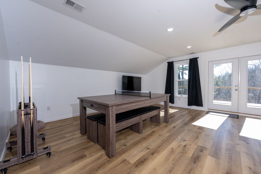 3160 Morrow Road Murphy, NC 28906 - Photo 13 of 44 a room with wooden floor and furniture