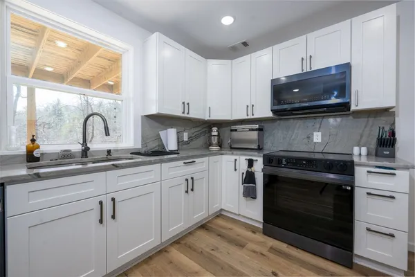 $589,700 | 3160 Morrow Road, Murphy, NC 28906