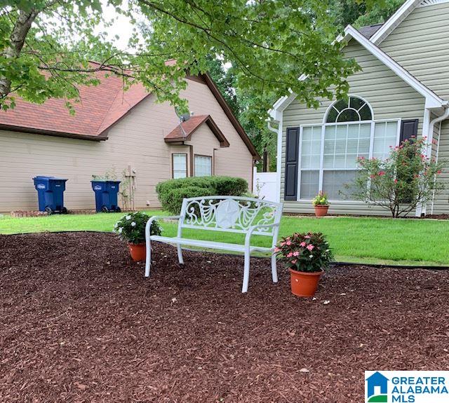105 Greenfield Lane Alabaster, AL 35007 - Photo 2 of 23