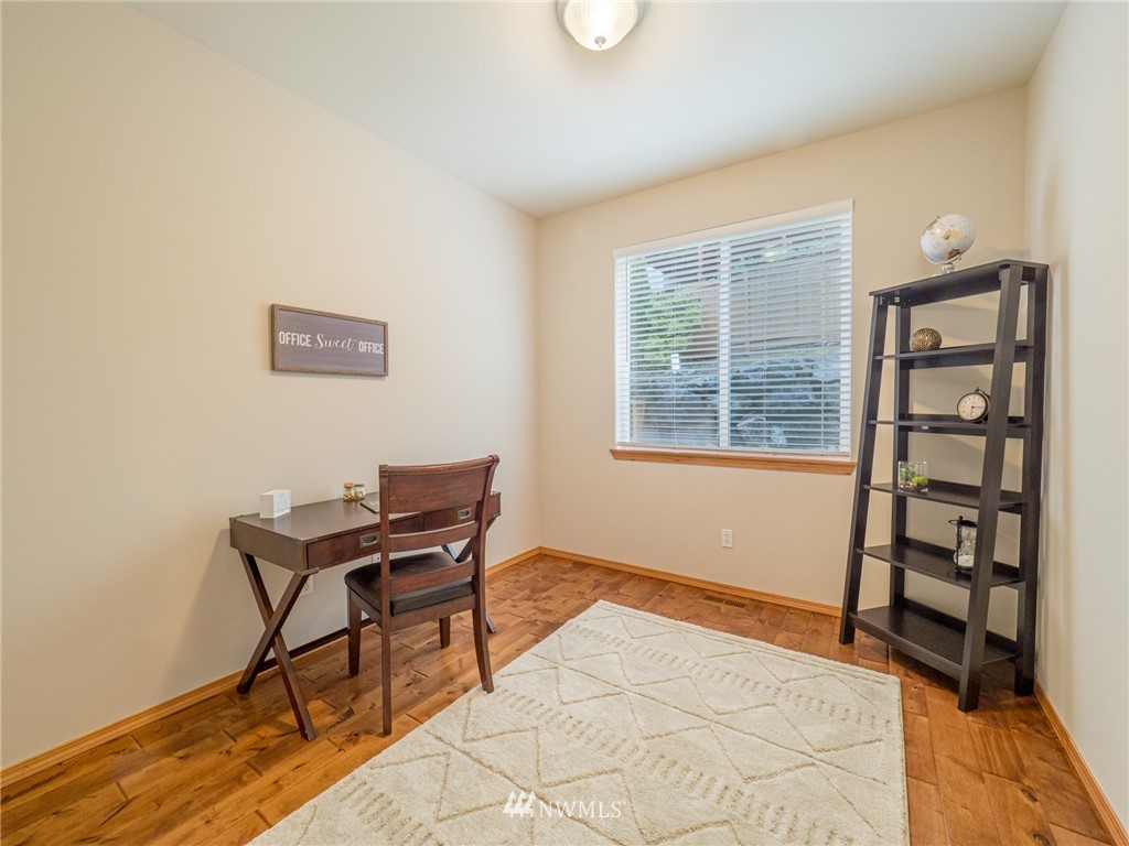 20112 84th Place Northeast Bothell, WA 98011 - Photo 12 of 25 Gallery Image 12