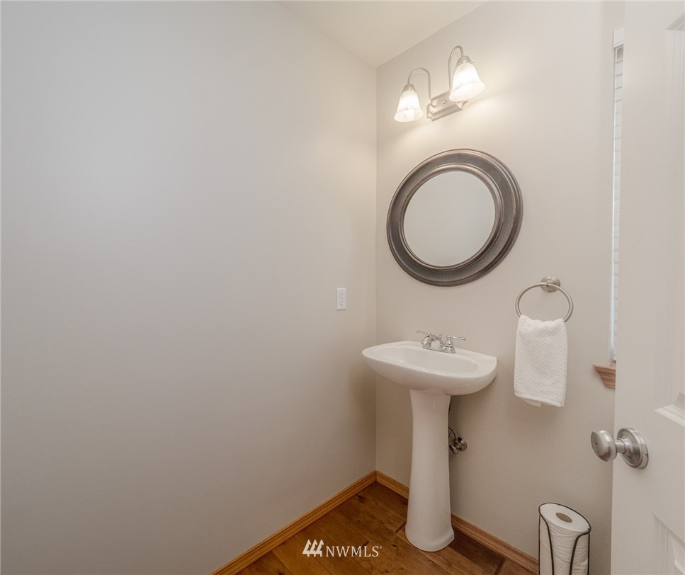 20112 84th Place Northeast Bothell, WA 98011 - Photo 13 of 25 Gallery Image 13