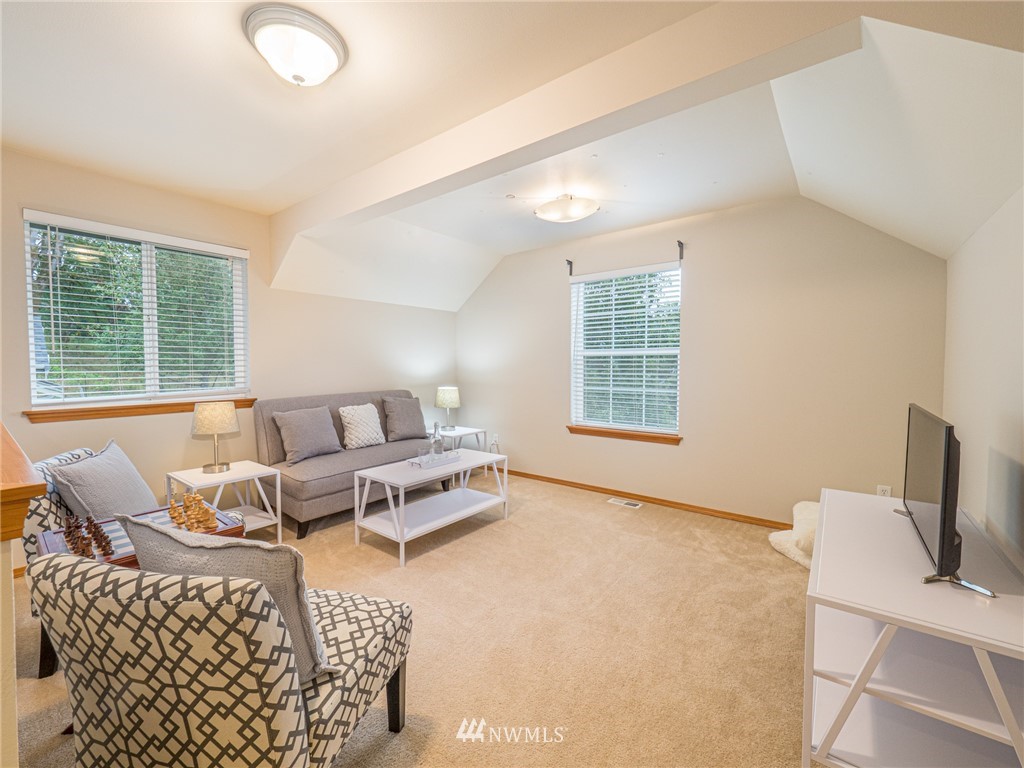 20112 84th Place Northeast Bothell, WA 98011 - Photo 14 of 25 Gallery Image 14