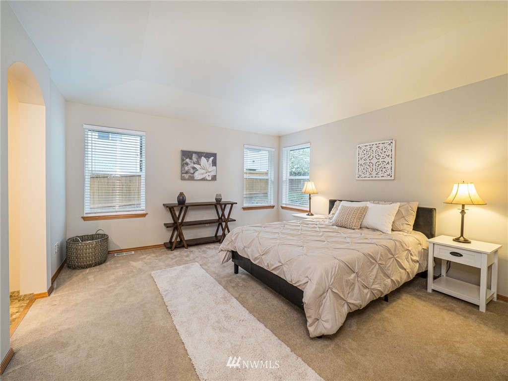 20112 84th Place Northeast Bothell, WA 98011 - Photo 15 of 25 Gallery Image 15
