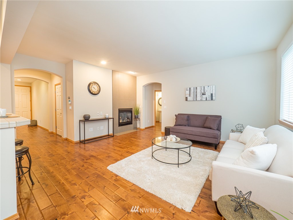 20112 84th Place Northeast Bothell, WA 98011 - Photo 5 of 25 Gallery Image 5