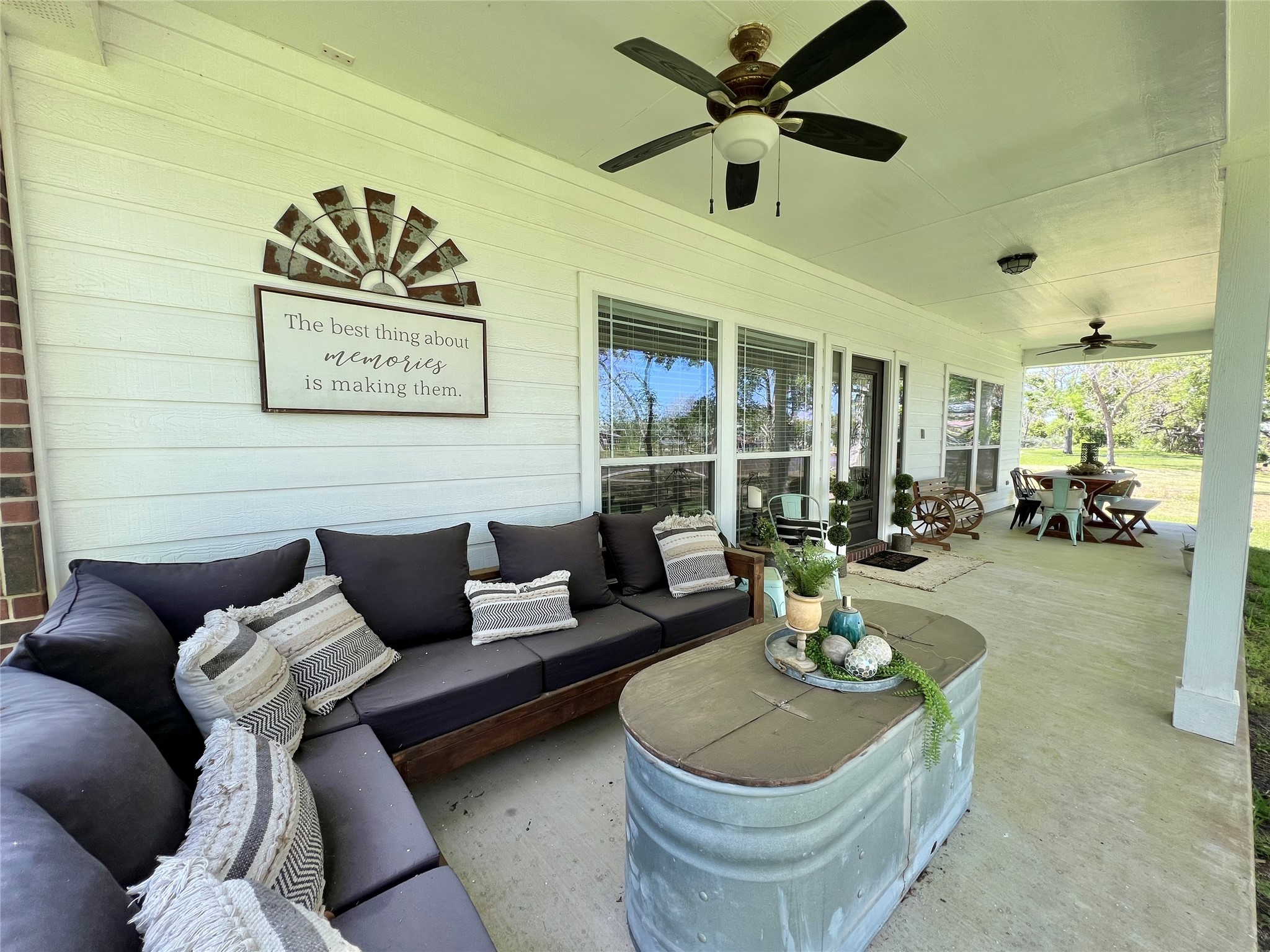 4916 County Road 819 Brazoria, TX 77422 - Photo 38 of 49 a living room with furniture and a chandelier