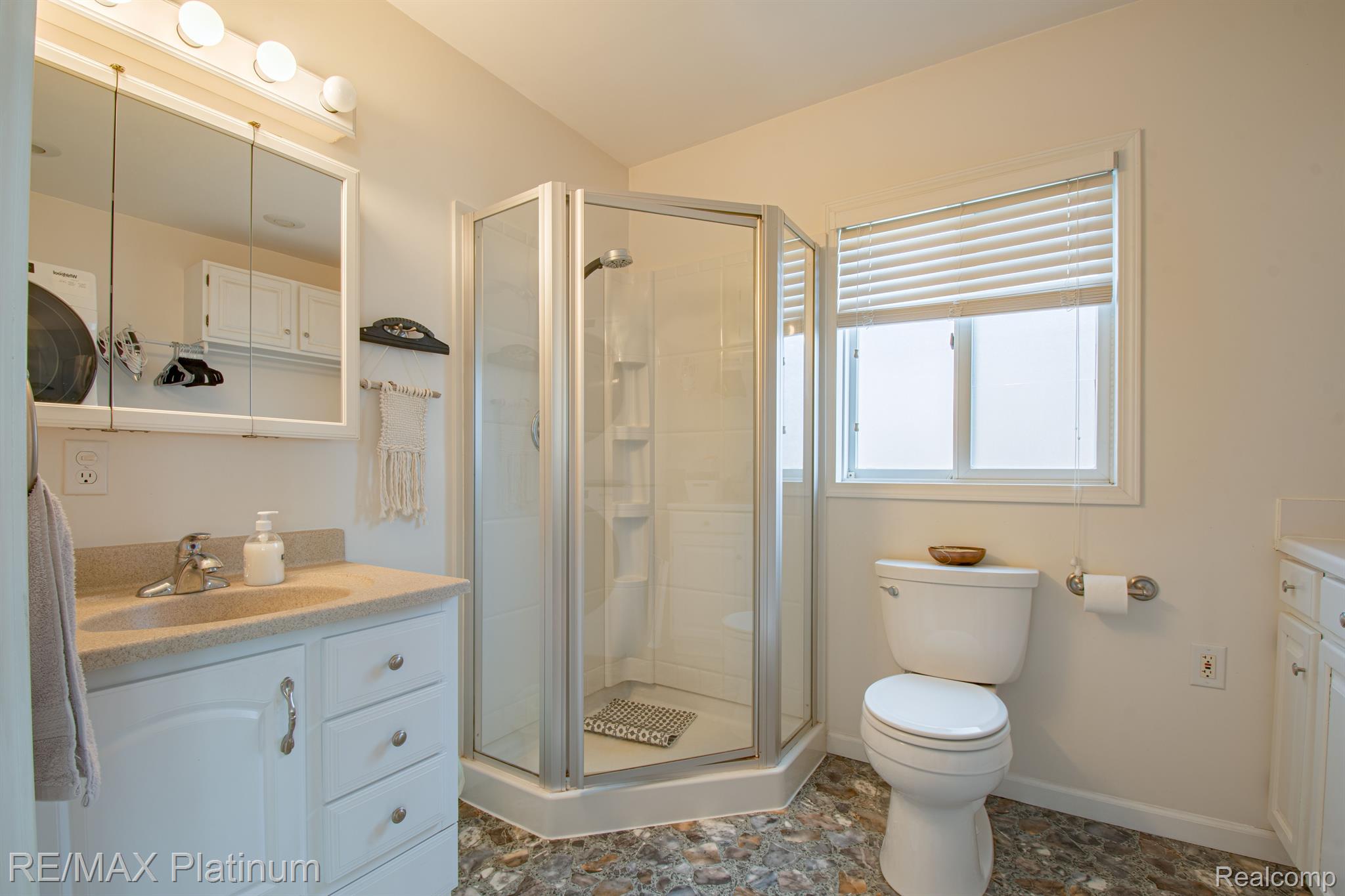 11465 Torrey Road Fenton, MI 48430 - Photo 21 of 37 Gallery Image 21