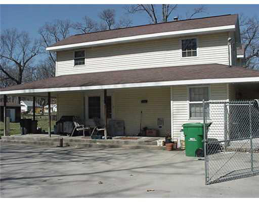 55297 Moss Road South Bend, IN 46628 - Photo 3 of 10 Gallery Image 3