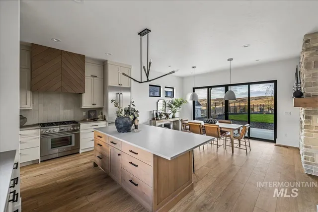 $1,549,999 | 20373 North Swire Green Way, Boise, ID 83714