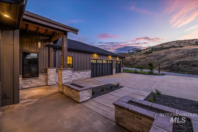 $1,549,999 | 20373 North Swire Green Way, Boise, ID 83714