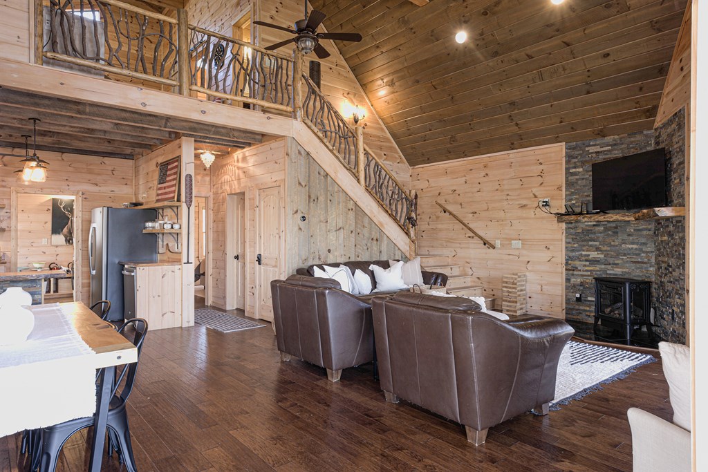 150 Laurel Trace Blue Ridge, GA 30513 - Photo 7 of 39