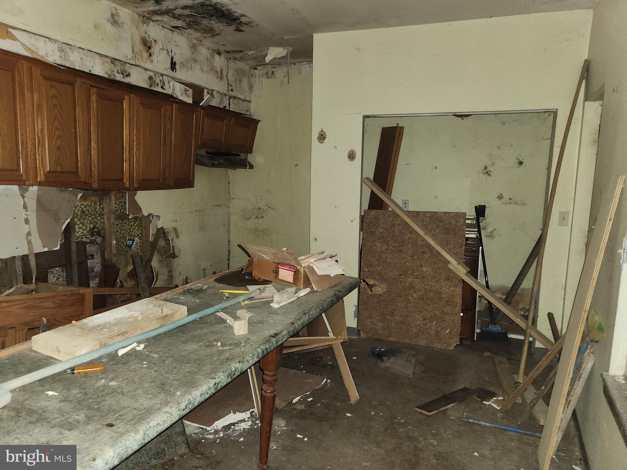 1927 Belair Road Baltimore, MD 21213 - Photo 8 of 23 Gallery Image 8