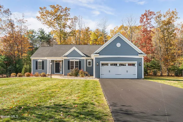 $695,000 | 34 Greenbrier Way, Halfmoon, NY 12065