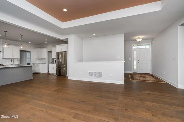 $749,900 | 34 Greenbrier Way, Halfmoon, NY 12065