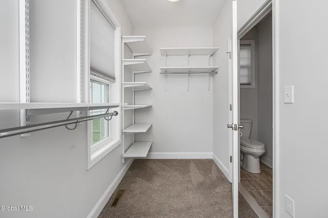 $749,900 | 34 Greenbrier Way, Halfmoon, NY 12065