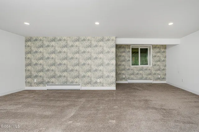 $749,900 | 34 Greenbrier Way, Halfmoon, NY 12065