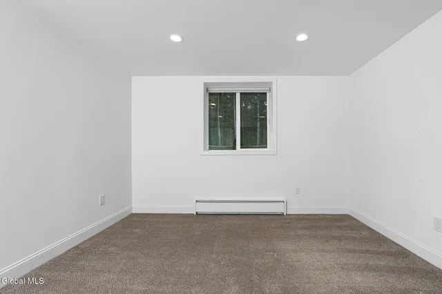 $749,900 | 34 Greenbrier Way, Halfmoon, NY 12065