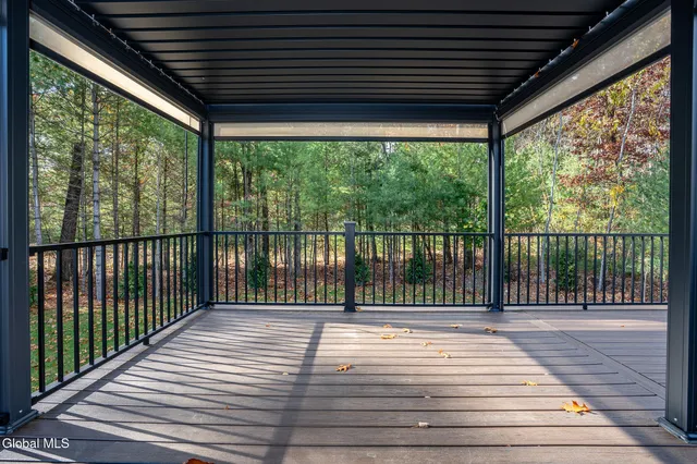 $749,900 | 34 Greenbrier Way, Halfmoon, NY 12065