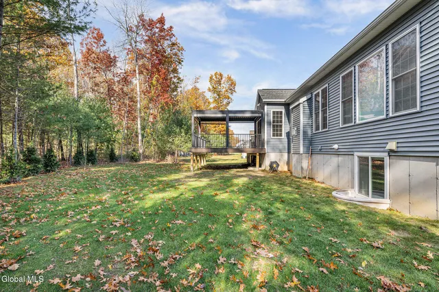 $749,900 | 34 Greenbrier Way, Halfmoon, NY 12065