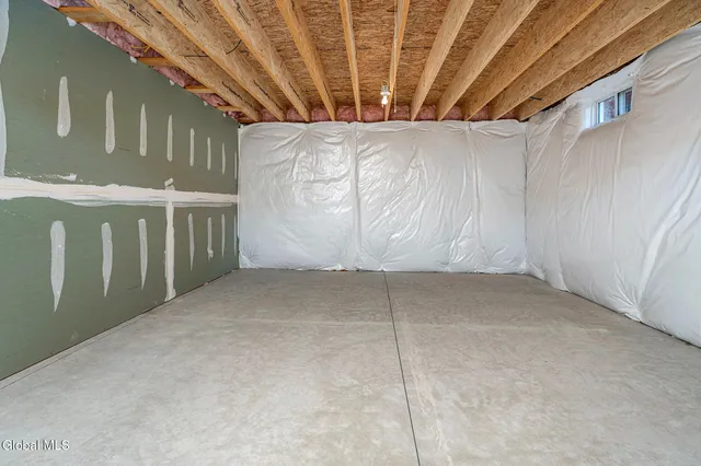 $749,900 | 34 Greenbrier Way, Halfmoon, NY 12065