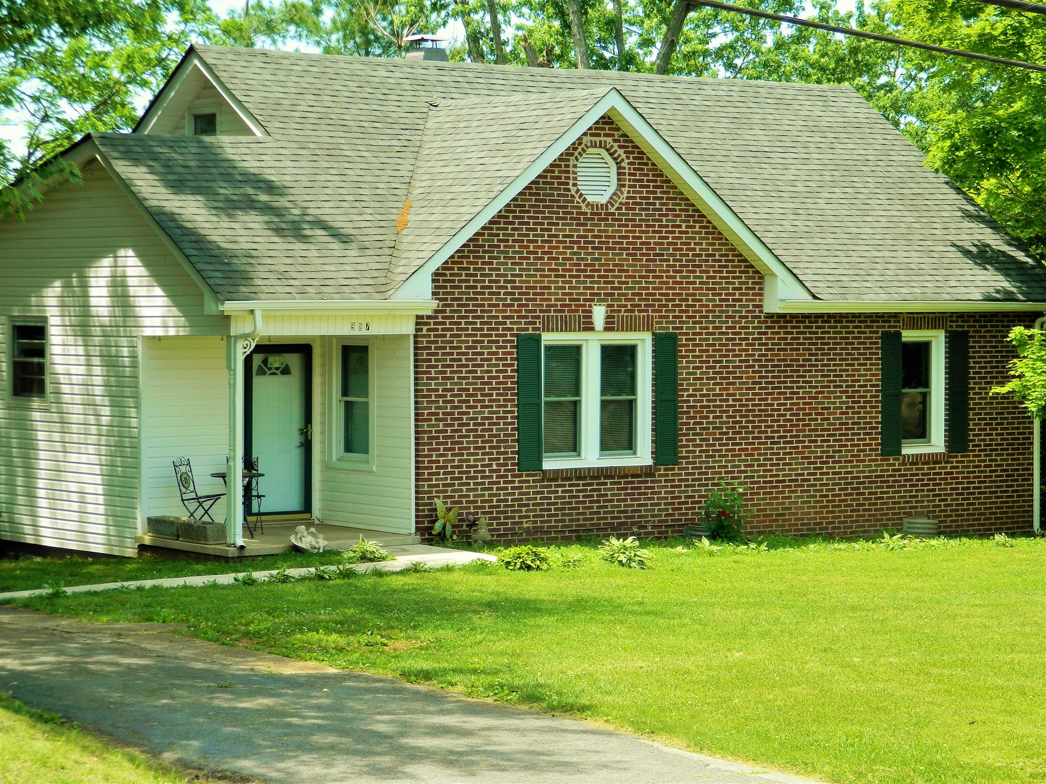 987 Lynchburg Road Winchester, TN 37398 - Photo 4 of 23 Gallery Image 4