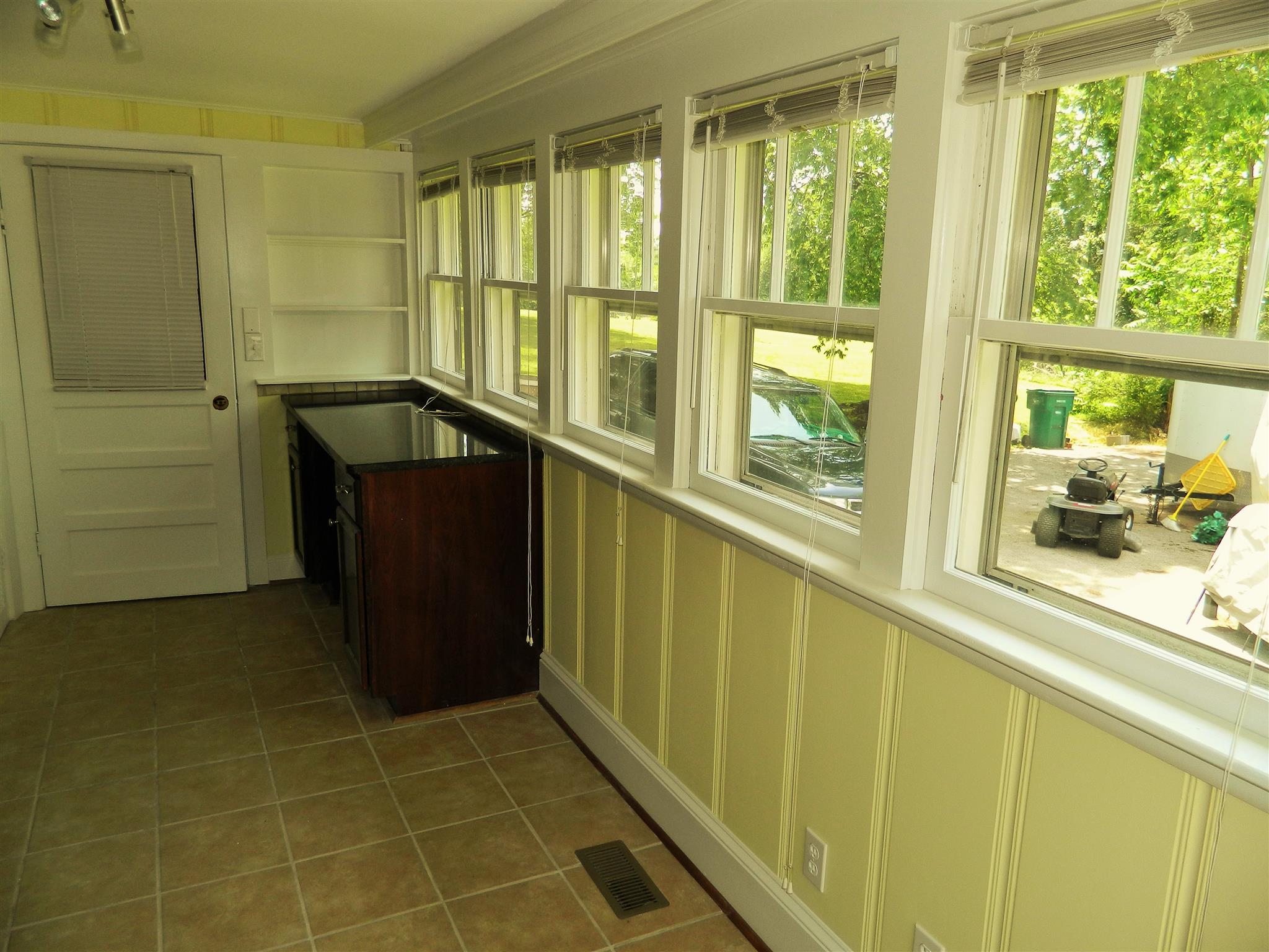 987 Lynchburg Road Winchester, TN 37398 - Photo 6 of 23 Gallery Image 6