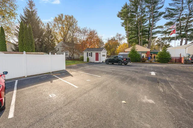 $2,150 | 1145 Hayward Street, Unit D, Manchester, NH 03103