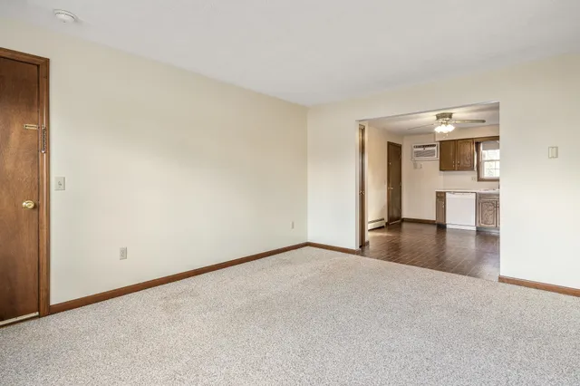 $2,150 | 1145 Hayward Street, Unit D, Manchester, NH 03103