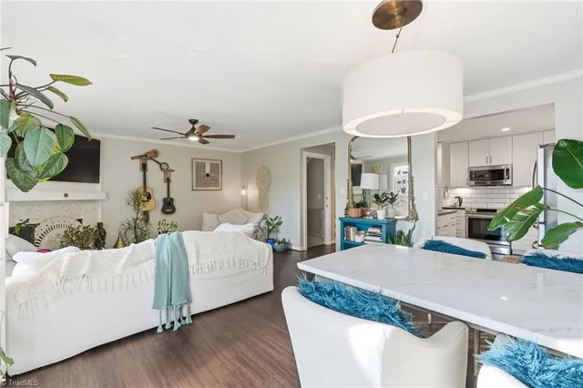 $350,000 | 867 Brookleigh Court, Winston-Salem, NC 27104