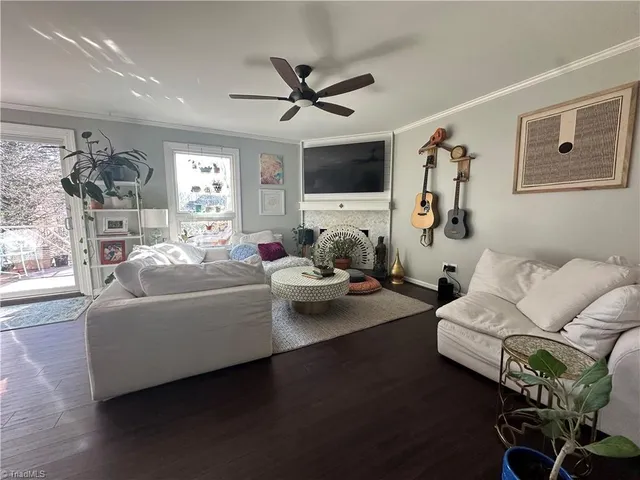 $350,000 | 867 Brookleigh Court, Winston-Salem, NC 27104