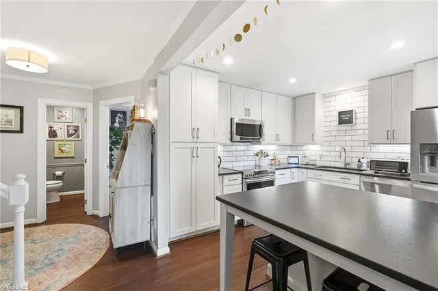 $350,000 | 867 Brookleigh Court, Winston-Salem, NC 27104