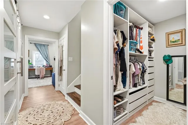 $350,000 | 867 Brookleigh Court, Winston-Salem, NC 27104