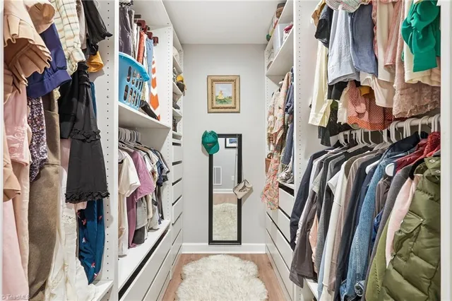 $350,000 | 867 Brookleigh Court, Winston-Salem, NC 27104