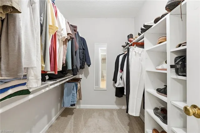 $350,000 | 867 Brookleigh Court, Winston-Salem, NC 27104