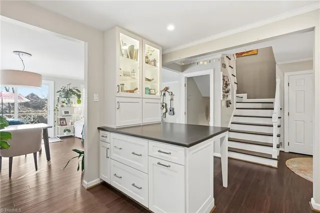 $350,000 | 867 Brookleigh Court, Winston-Salem, NC 27104