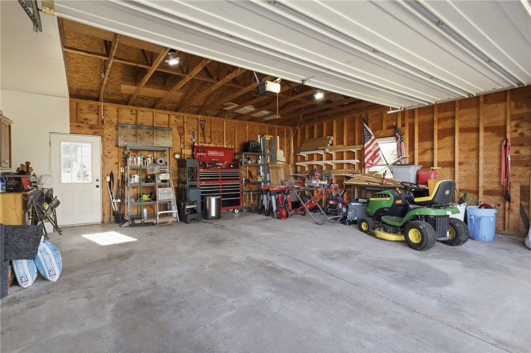 1190 Hook Road Farmington, NY 14425 - Photo 27 of 38 Gallery Image 27