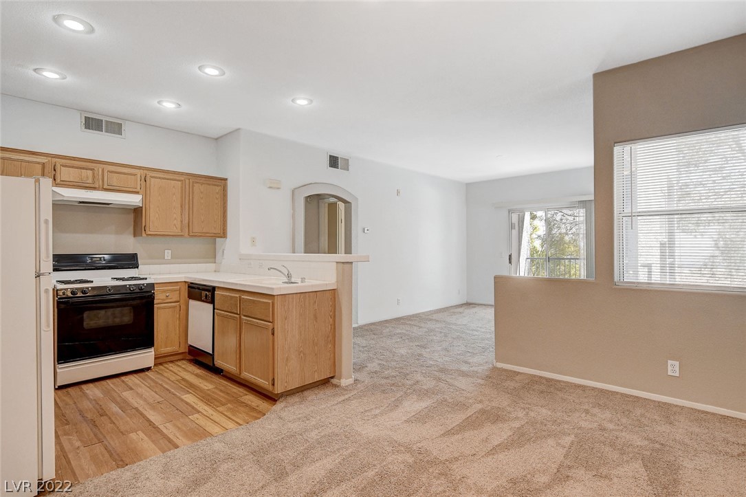 2201 Ramsgate Drive, Unit 1026 Henderson, NV 89074 - Photo 12 of 43