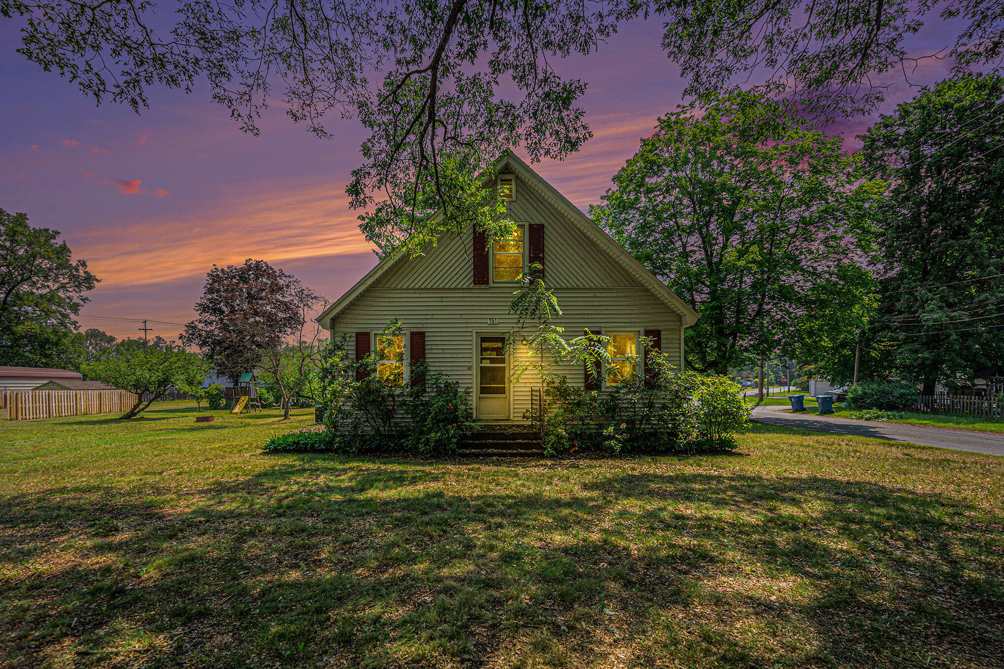 151 Bridge Road Allegan, MI 49010 - Photo 3 of 30 001_dsc05625_-_twilight