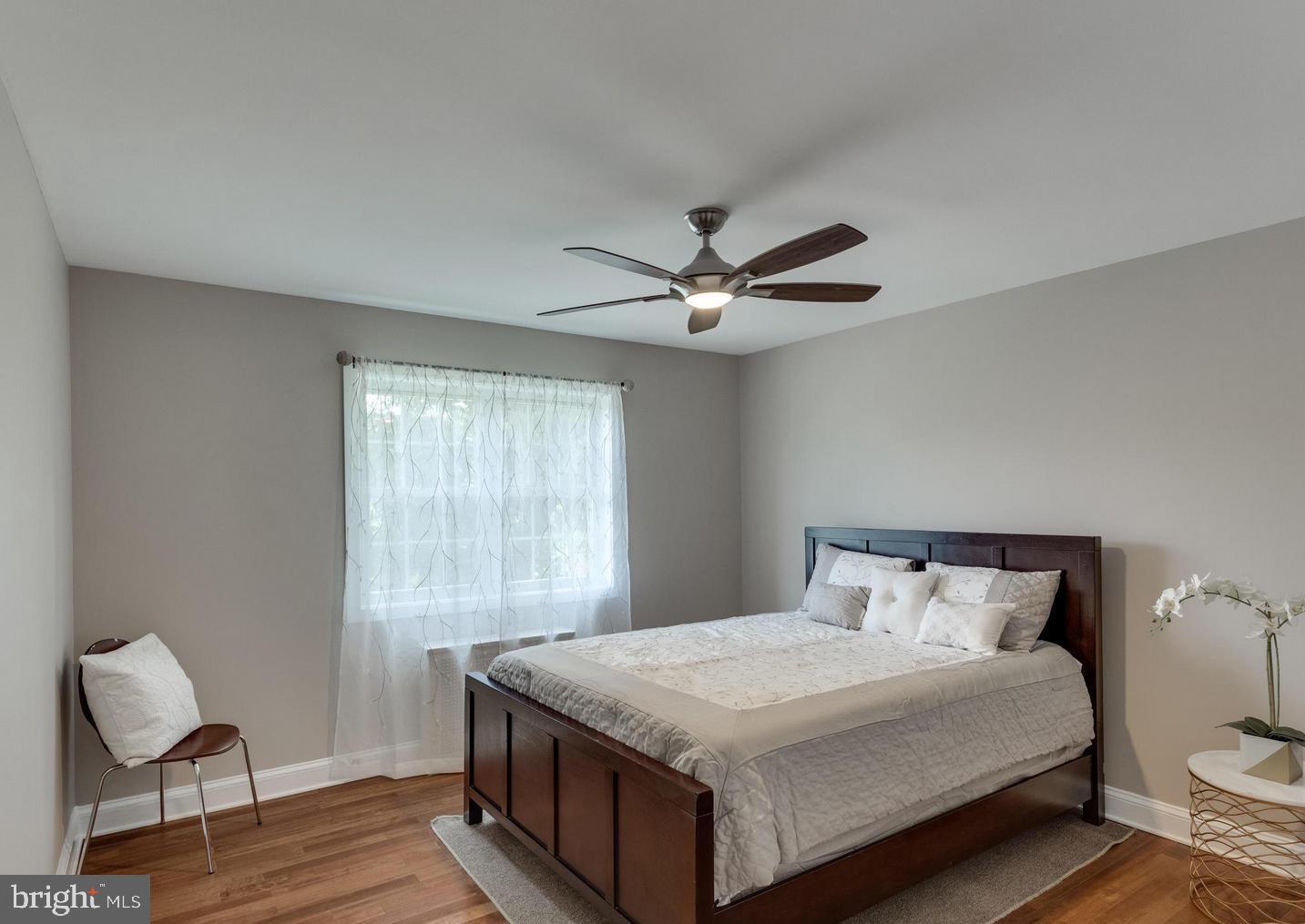 5318 8th Road South, Unit 3 Arlington, VA 22204 - Photo 8 of 10 1st Bedroom