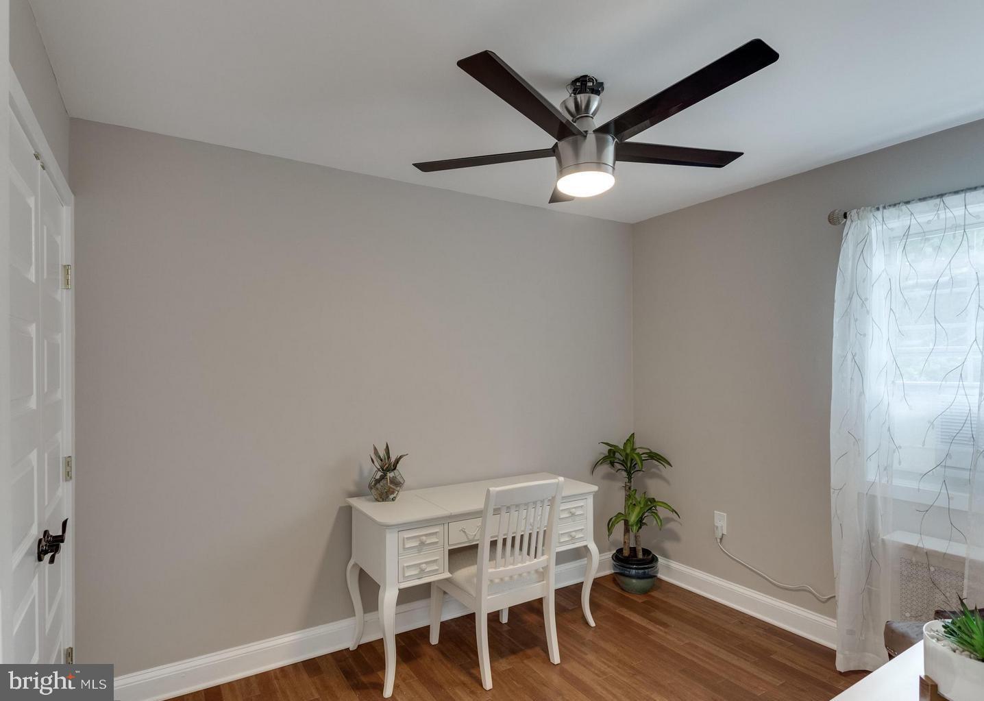 5318 8th Road South, Unit 3 Arlington, VA 22204 - Photo 9 of 10 2nd Bedroom