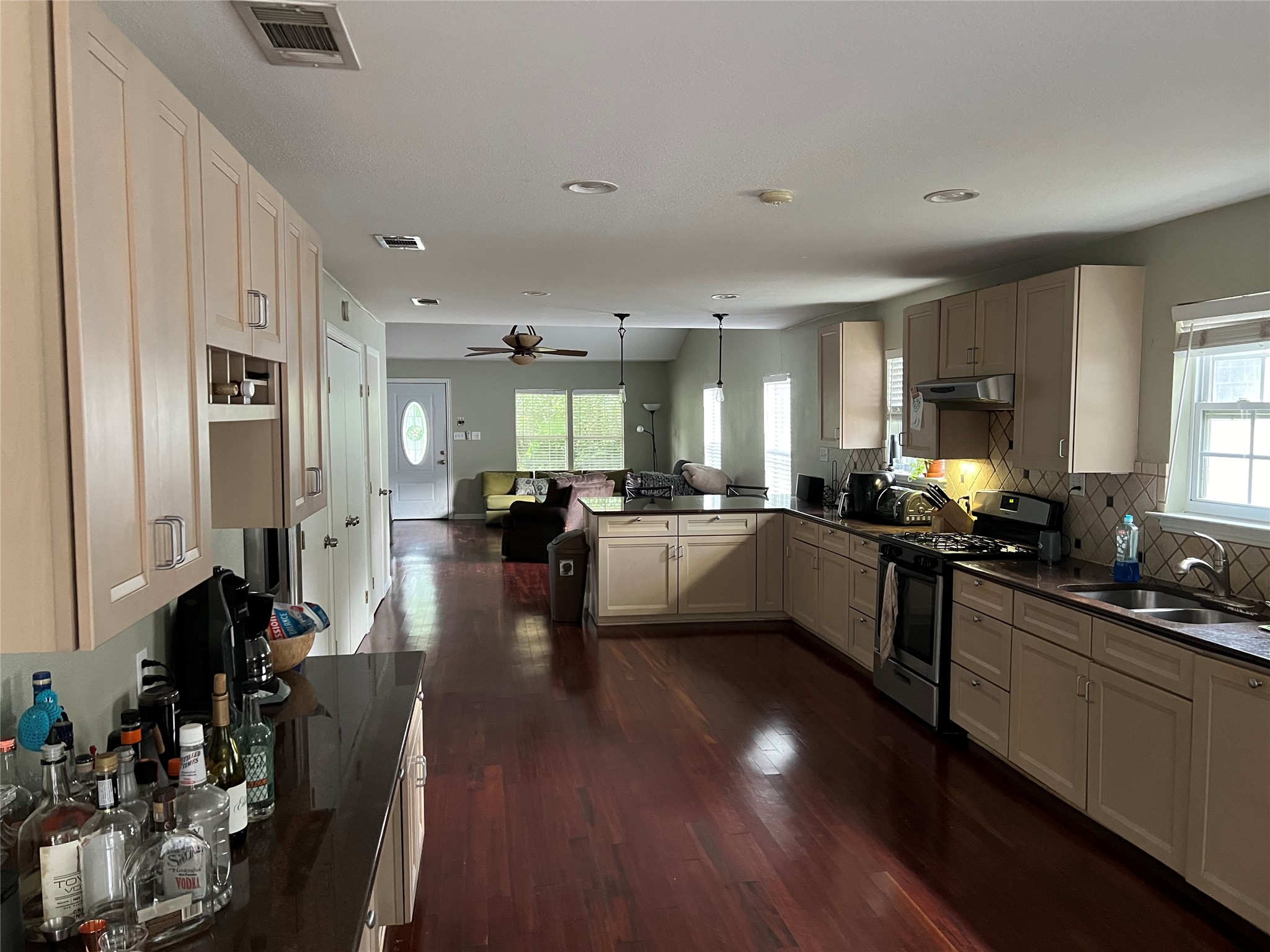 922 East 50th Street Austin, TX 78751 - Photo 15 of 35